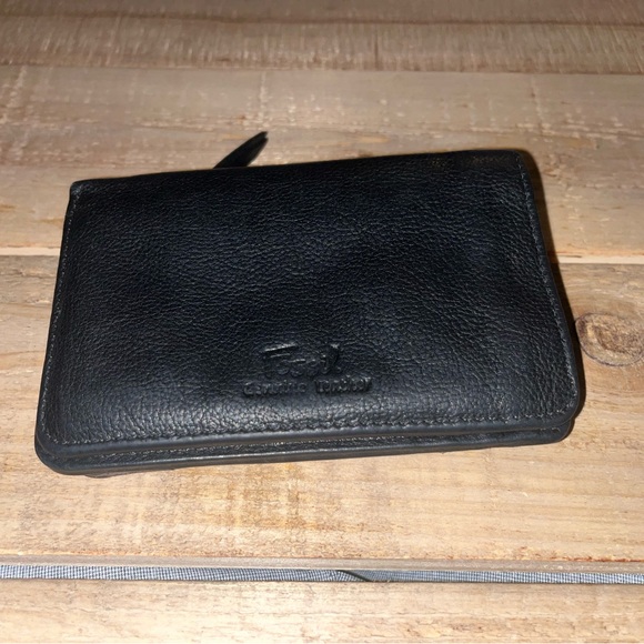 Fossil Brown Leather Wallet - Picture 2 of 6
